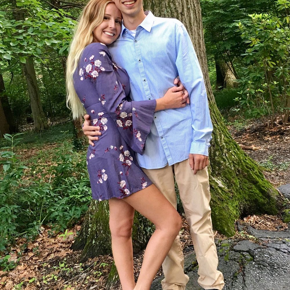 Meet your Posher, Devin